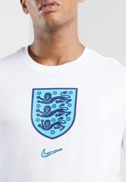 Nike England Crest T-Shirt -Active Fashion Store 3 zoom desktop 310