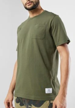 Alpha Industries Essential Pocket T-Shirt -Active Fashion Store 3 zoom desktop 323