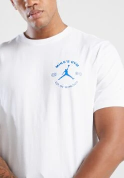 Jordan Sport Graphic T-Shirt -Active Fashion Store 3 zoom desktop 331
