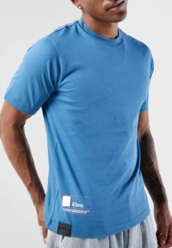 Back Logo Printed T-Shirt -Active Fashion Store 3 zoom desktop 353