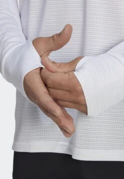 ADIDAS Own The Run T-Shirt -Active Fashion Store 3 zoom desktop 384