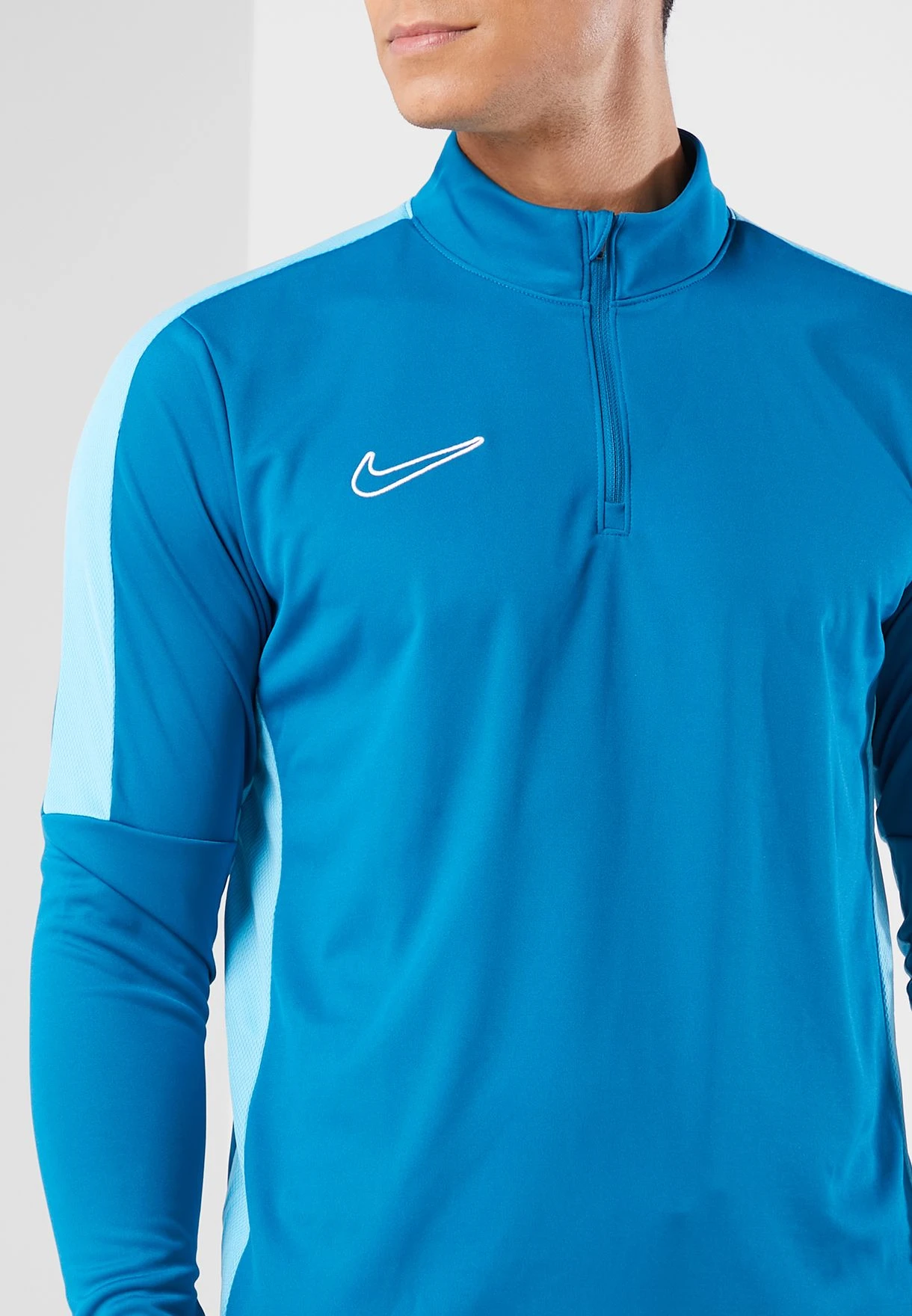 Nike Dri-Fit Academy Dril Sweatshirt 5 Nike Dri-Fit Academy Dril Sweatshirt - Image 3