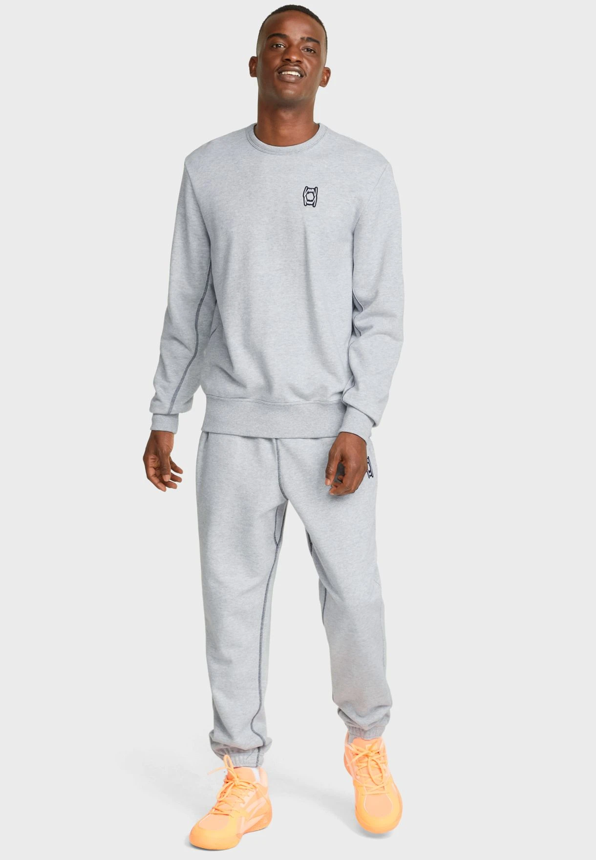 Puma Essential Sweatshirt 5 Puma Essential Sweatshirt - Image 3