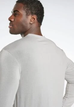 Reebok Activchill Dreamblend T-Shirt -Active Fashion Store 3 zoom desktop 433