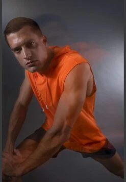 DeFacto Comfort Fit Sleeveless Hooded Vest -Active Fashion Store 3 zoom desktop 536