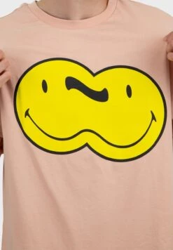 NEW ERA Smiley Double Logo T-Shirt -Active Fashion Store 3 zoom desktop 54