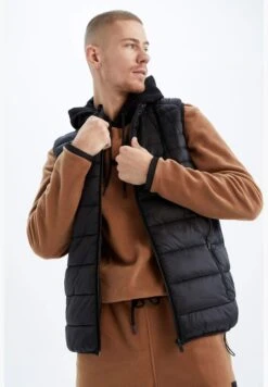 DeFacto Standard Fit Sleeveless Padded Gilet -Active Fashion Store 3 zoom desktop 551