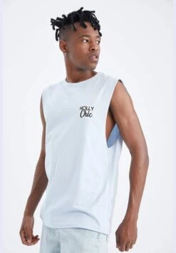 DeFacto Boxy Fit Sleeveless Minimal Slogan Print Vest -Active Fashion Store 3 zoom desktop 581