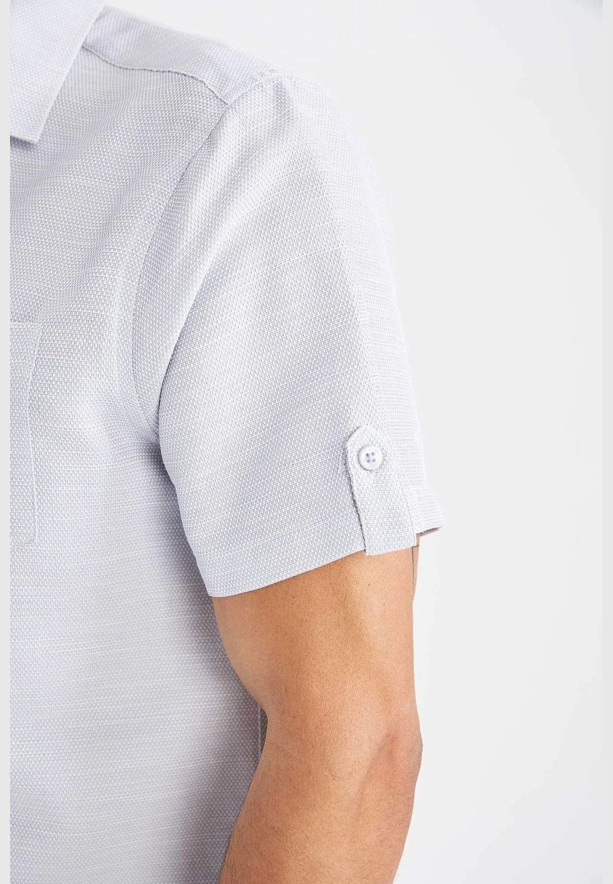 DeFacto Regular Fit Short Sleeve Shirt 5 DeFacto Regular Fit Short Sleeve Shirt - Image 3