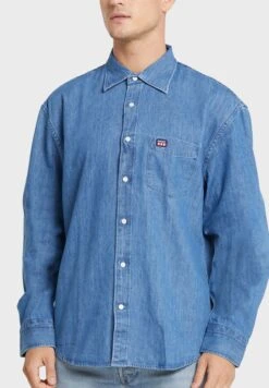 Gant Light Wash Relaxed Fit Denim Shirt -Active Fashion Store 3 zoom desktop 614