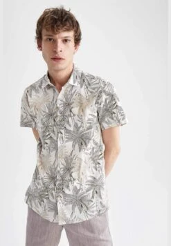 DeFacto Slim Fit Short Sleeve Shirt -Active Fashion Store 3 zoom desktop 634