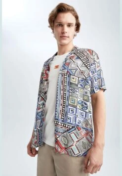 DeFacto Regular Fit Short Sleeve Mystic Print Viscose Shirt -Active Fashion Store 3 zoom desktop 649