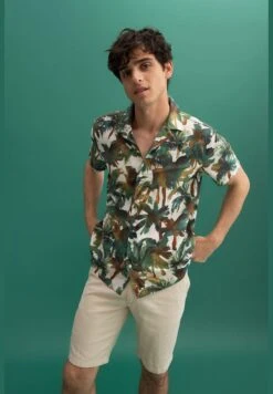 DeFacto Regular Fit Shorts Sleeve Jungle Print Shirt -Active Fashion Store 3 zoom desktop 656