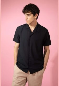DeFacto Man Modern Fit Resort Neck Woven Top Short Sleeve Shirt -Active Fashion Store 3 zoom desktop 667