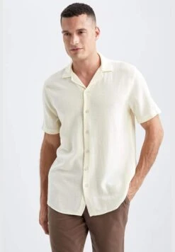 DeFacto Man Regular Fit Apache Neck Woven Top Short Sleeve Shirt 12 DeFacto Man Regular Fit Apache Neck Woven Top Short Sleeve Shirt -Active Fashion Store 3 zoom desktop 678