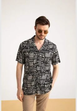 DeFacto Modern Fit Short Sleeve Mystic Print Shirt -Active Fashion Store 3 zoom desktop 679