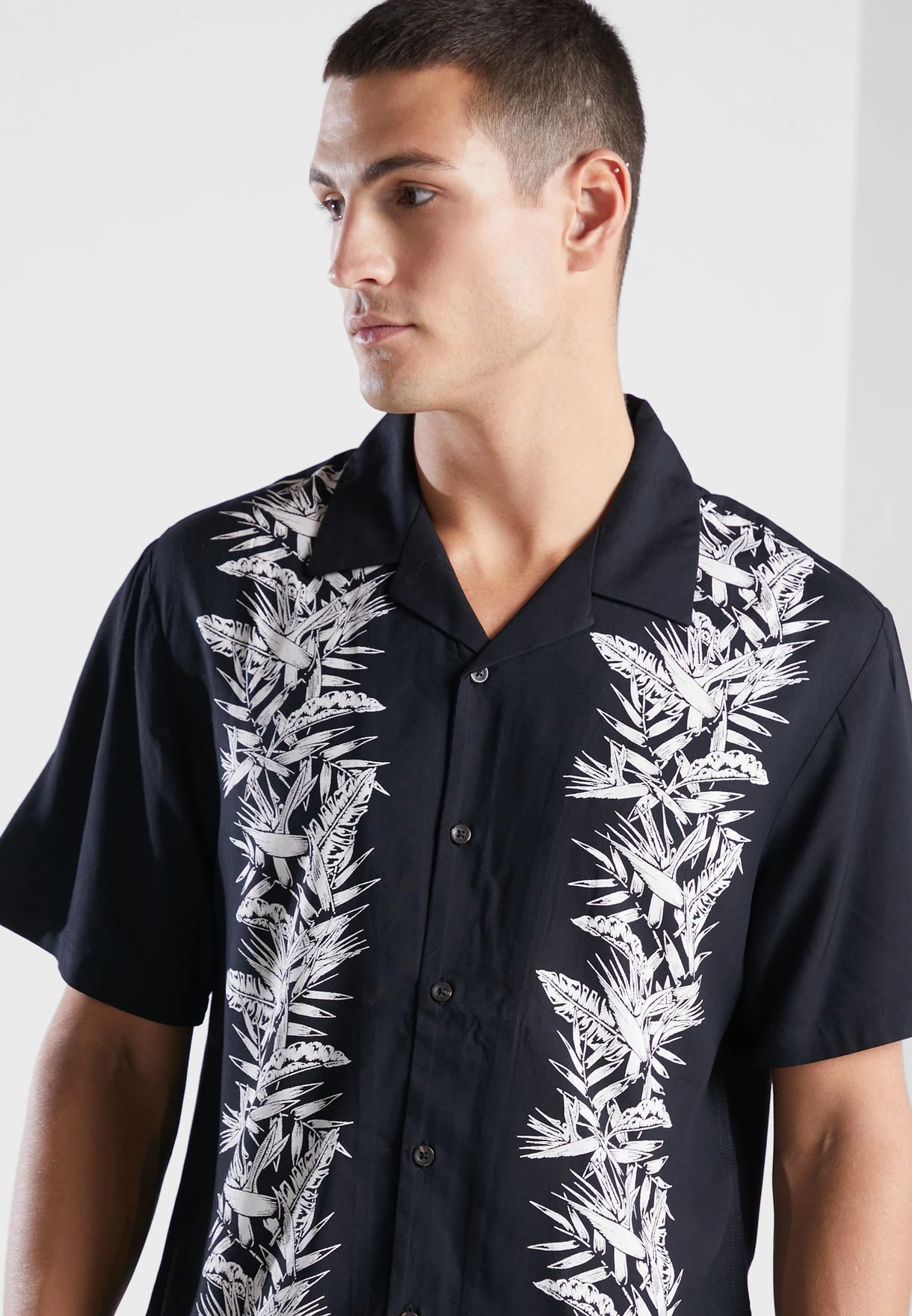 Volcom Parodice Shirt 5 Volcom Parodice Shirt - Image 3