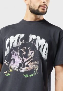 Vintage Eagle Shirt -Active Fashion Store 3 zoom desktop 691