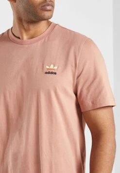 Adidas Originals Graphic Planet T-Shirt 8 Adidas Originals Graphic Planet T-Shirt -Active Fashion Store 3 zoom desktop 7