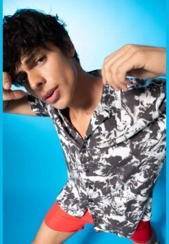 DeFacto Regular Fit Short Sleeve Palm Print Viscose Shirt -Active Fashion Store 3 zoom desktop 705