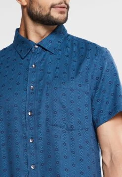 Printed Relaxed Fit Shirt -Active Fashion Store 3 zoom desktop 737