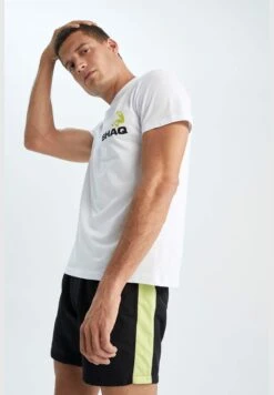 DeFacto Shaquille O'Neal Print Swimming Short 13 DeFacto Shaquille O'Neal Print Swimming Short -Active Fashion Store 3 zoom desktop 817