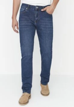 Trendyol Mid Wash Straight Fit Jeans -Active Fashion Store 3 zoom desktop 940