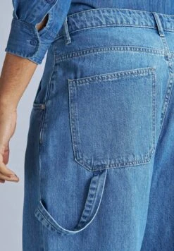 Lee Cooper Essential Relaxed Fit Jeans -Active Fashion Store 3 zoom desktop 959