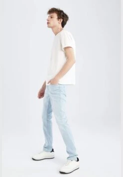 DeFacto Man Skinny Fit Denim Trousers -Active Fashion Store 3 zoom desktop 970