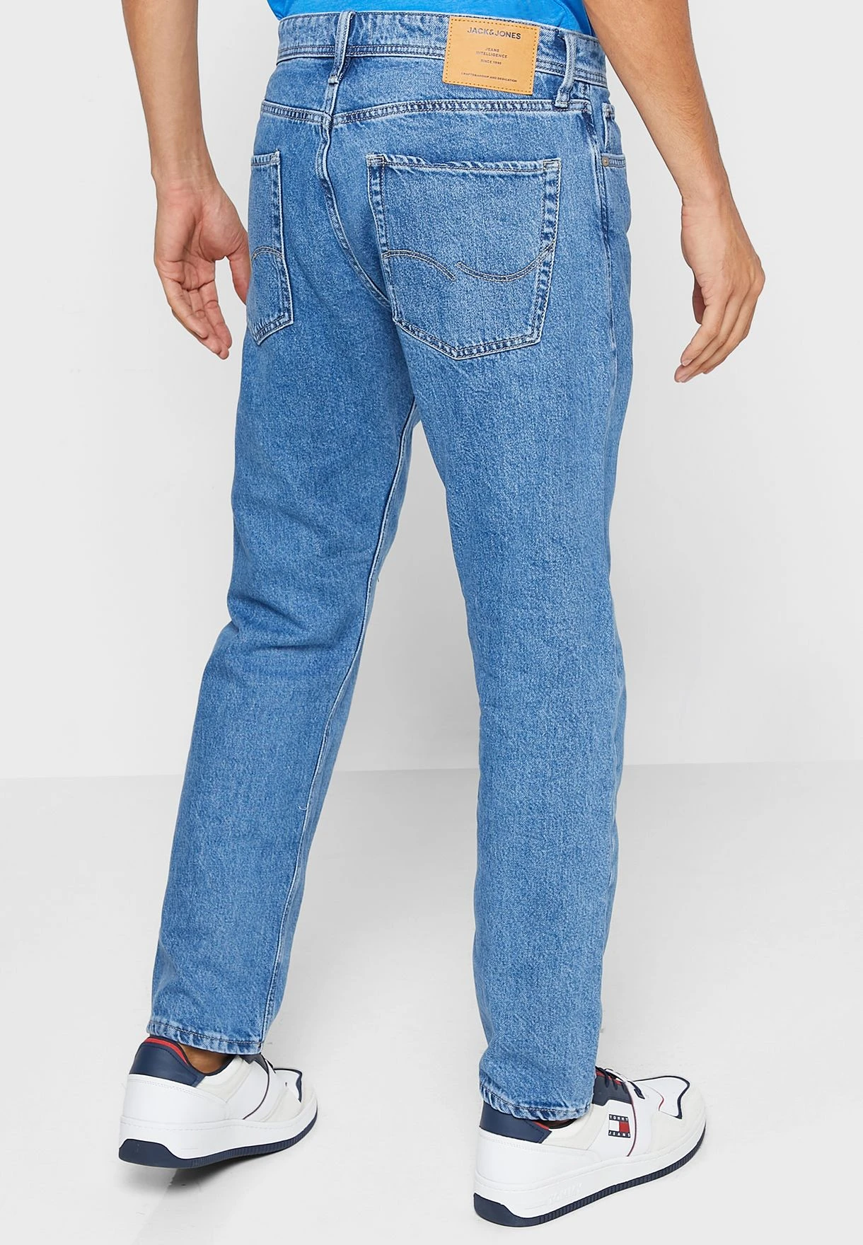 Jack & Jones Essential Mid Wash Regular Fit Jeans 6 Jack & Jones Essential Mid Wash Regular Fit Jeans - Image 4