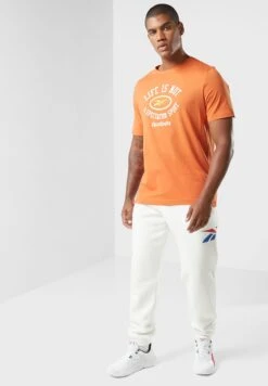 Reebok Graphic Series T-Shirt -Active Fashion Store 4 zoom desktop 104