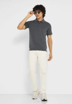 Essential Pique Polo Shirt -Active Fashion Store 4 zoom desktop 1068