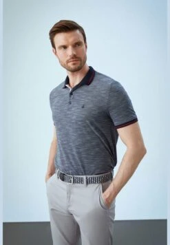 DeFacto Relax Fit Shorts Sleeve Colour Block T-Shirt -Active Fashion Store 4 zoom desktop 1069