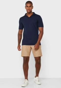 Notch Collar Polo Shirt -Active Fashion Store 4 zoom desktop 1194