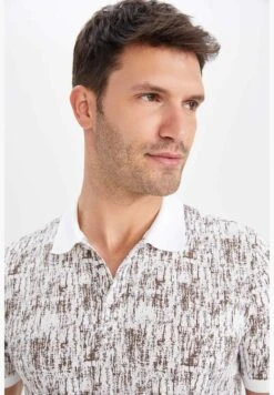 DeFacto Man Slim Fit Polo Neck Short Sleeve Knitted Polo T-Shirt -Active Fashion Store 4 zoom desktop 1213