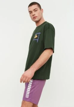 Trendyol Back Print Crew Neck T-Shirt -Active Fashion Store 4 zoom desktop 16