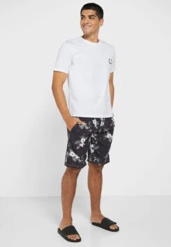 Smiley Face T Shirt -Active Fashion Store 4 zoom desktop 164