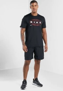 Nike Dri-Fit Pro Graphic T-Shirt -Active Fashion Store 4 zoom desktop 222