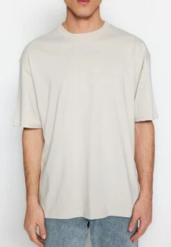 Trendyol Graphic Printed Oversized Crew Neck T-Shirt -Active Fashion Store 4 zoom desktop 23