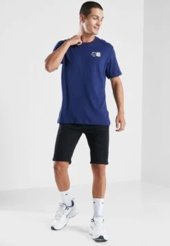 Nike Dri-Fit Nyc Postcard T-Shirt 9 Nike Dri-Fit Nyc Postcard T-Shirt -Active Fashion Store 4 zoom desktop 262