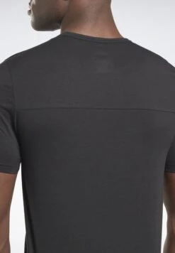 Reebok Speedwick Graphic T-Shirt -Active Fashion Store 4 zoom desktop 280