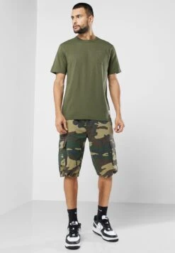 Alpha Industries Essential Pocket T-Shirt -Active Fashion Store 4 zoom desktop 314