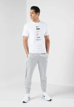 Nike Nsw Club Hooded T-Shirt -Active Fashion Store 4 zoom desktop 353