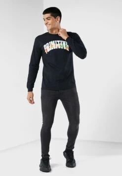 Primitive Vitamins T-shirt -Active Fashion Store 4 zoom desktop 432