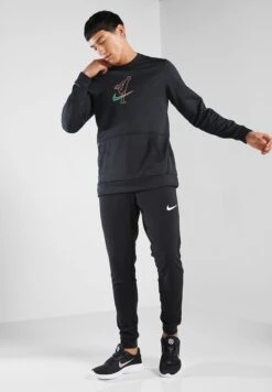 Nike Techfit Story Pack T-Shirt -Active Fashion Store 4 zoom desktop 437