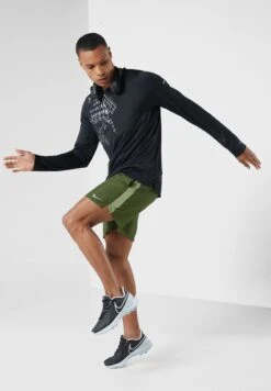 Nike Dri-Fit Rise 365 Flash T-Shirt -Active Fashion Store 4 zoom desktop 440