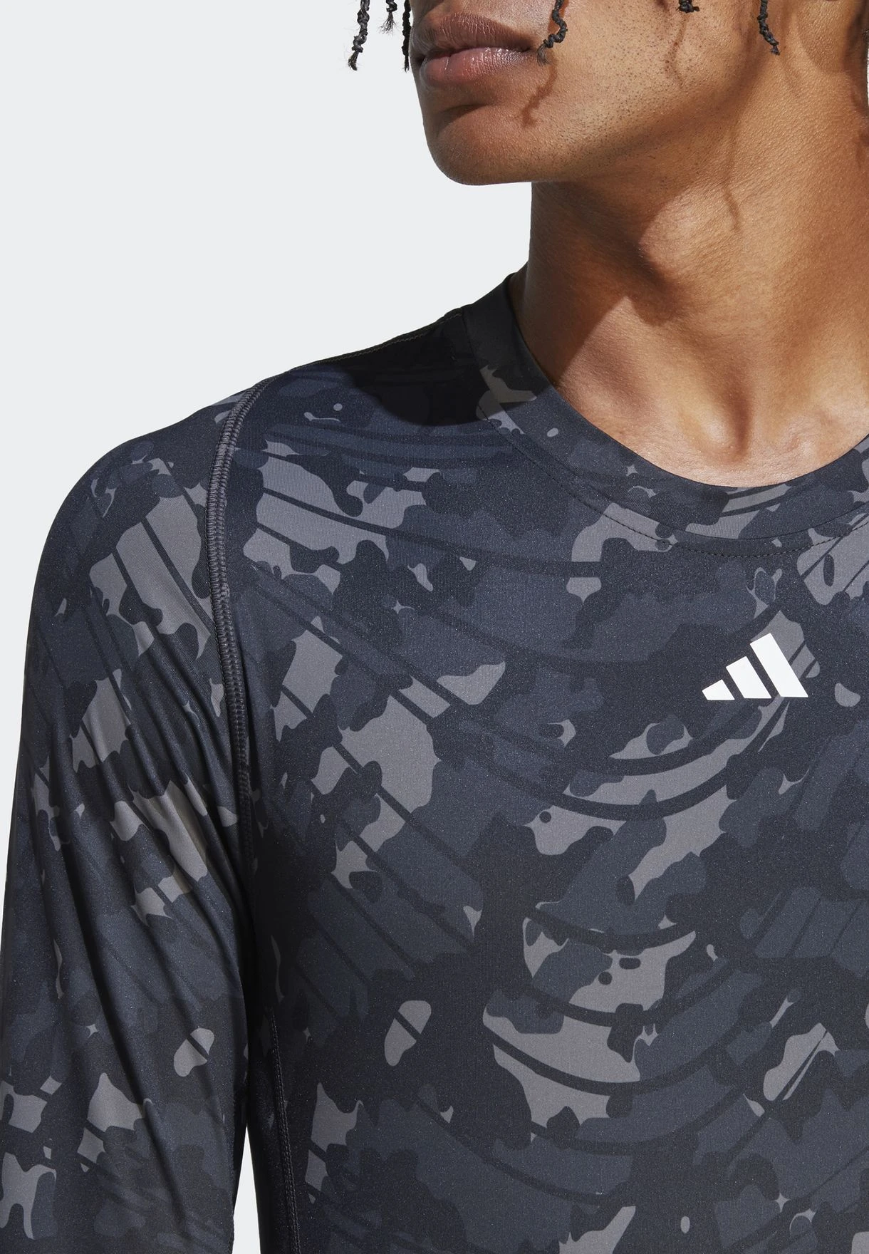 ADIDAS Techfit Aop T-Shirt 6 ADIDAS Techfit Aop T-Shirt - Image 4