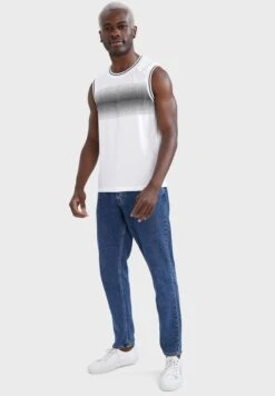 DeFacto Chest Graphic Vest -Active Fashion Store 4 zoom desktop 496