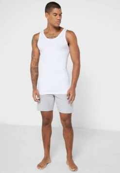 Essential Vest -Active Fashion Store 4 zoom desktop 501