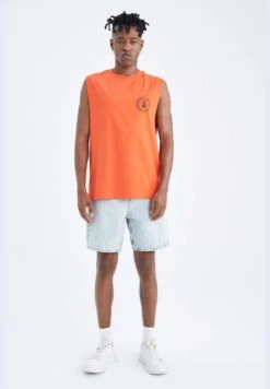 DeFacto Boxy Fit Minimal Print Vest -Active Fashion Store 4 zoom desktop 506